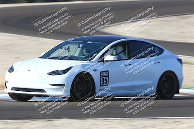 media/Nov-08-2025-Speed Ventures (Sat) [[1c7a6332f5]]/TC A/Session 1 (Turn 3)/